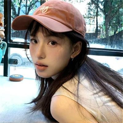 她不知道名字的那些鸟儿海报