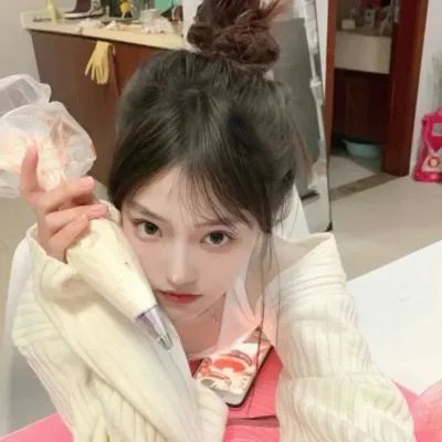 我们的样子像极了爱情海报